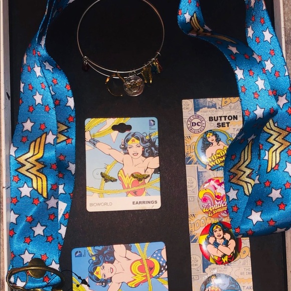 Other - Wonder Woman fun pack